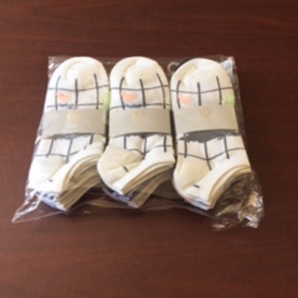 NWT No Show Socks